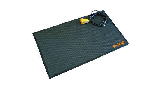 Heated Rubber Mats Providing Protection Against Cold Emanating